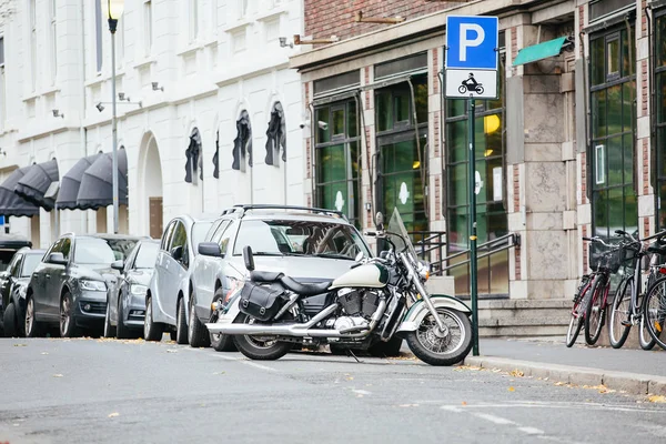 Señalización vial aparcamiento para motocicletas —  Fotos de Stock