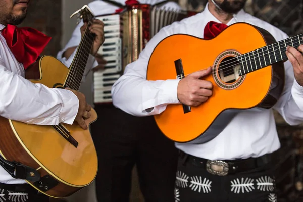 Mexicaanse muzikanten in de studio — Stockfoto