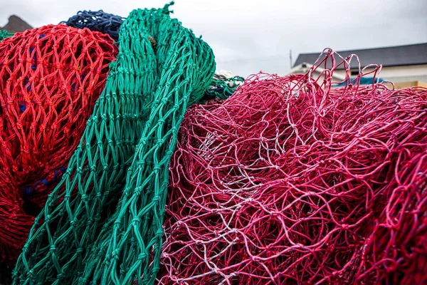 Redes de pesca y cosas al aire libre — Foto de Stock