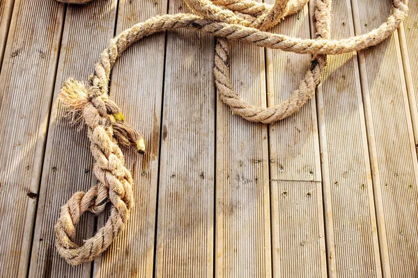 Wooden pier rope — Stock Photo, Image