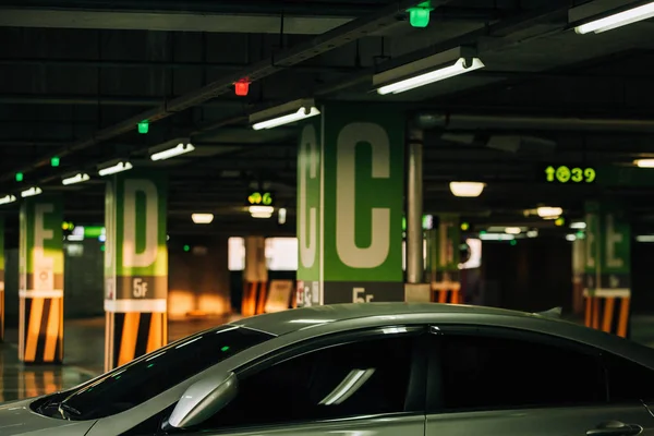 Inteligentne parking samochodowy — Zdjęcie stockowe