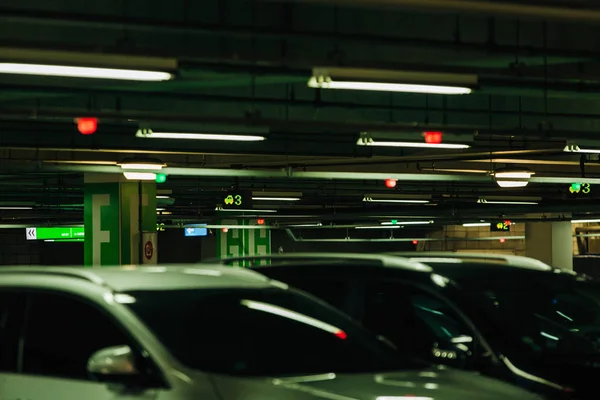 Smart car parking — Stock Photo, Image