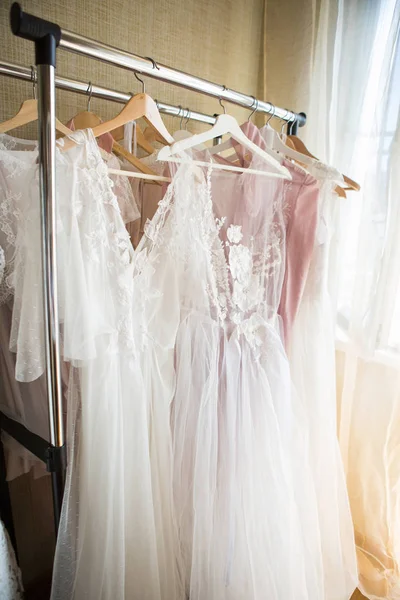 Designer lace klänningar — Stockfoto