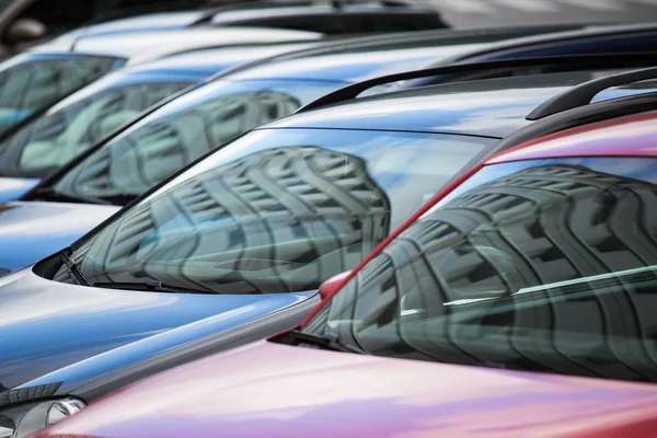 Parking fila de coches . — Foto de Stock