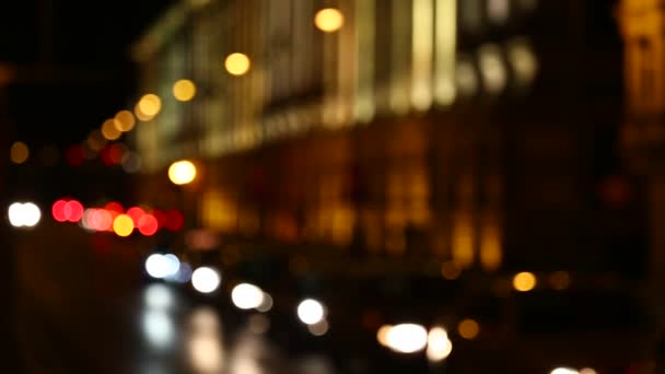 Podświetlana ulica w nocy — Wideo stockowe