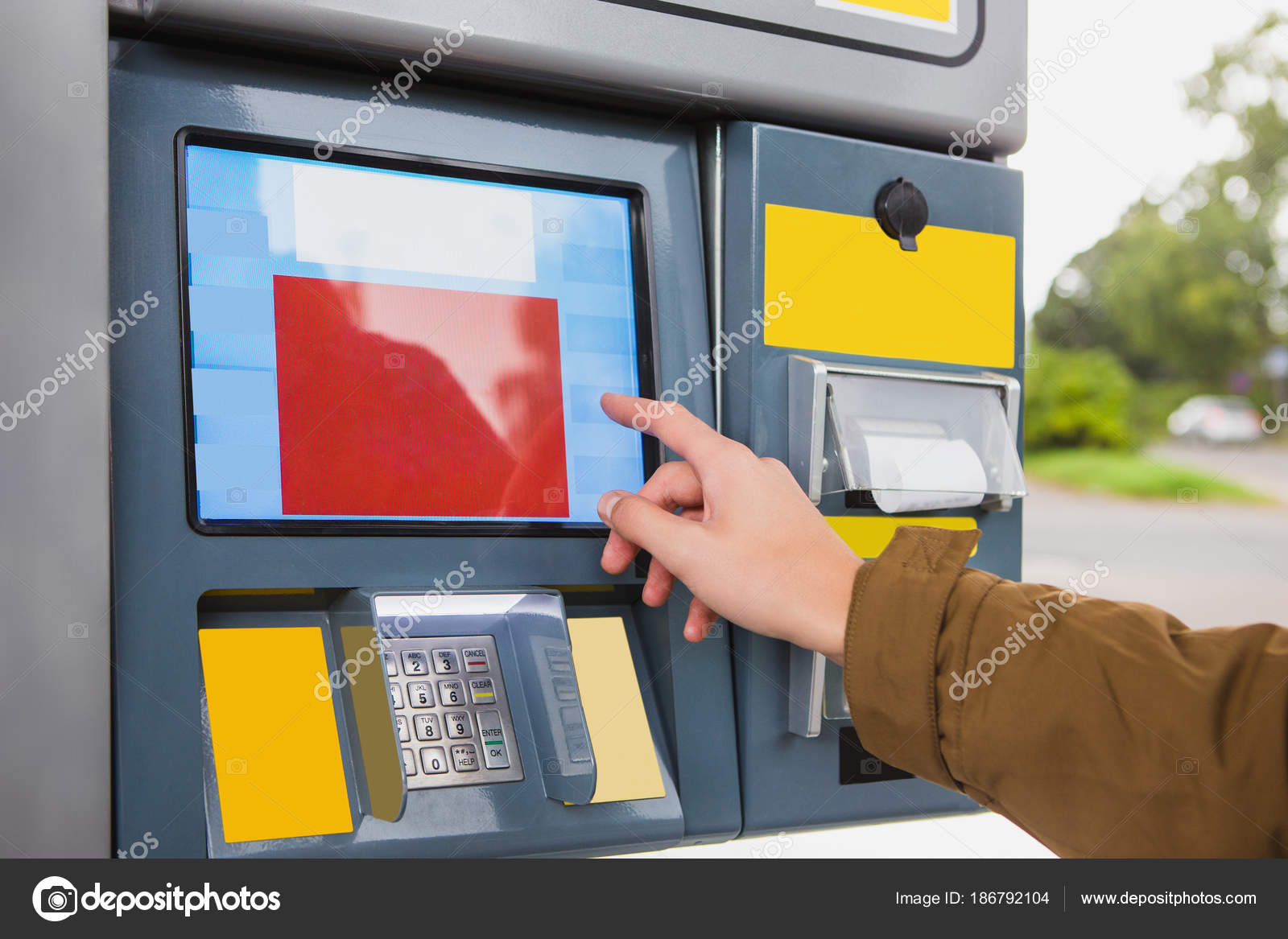 SCARICA BENZINA CON BANCOMAT