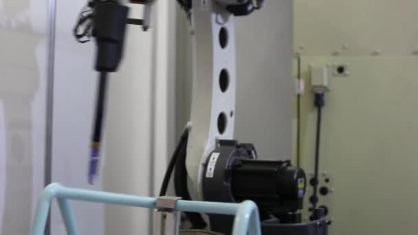 Gros Plan Bras Robotique Robot Soudage Automatique Dans Une Usine — Video