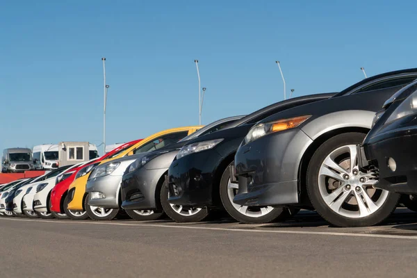 Auto Fila Vendite Auto Usate — Foto Stock