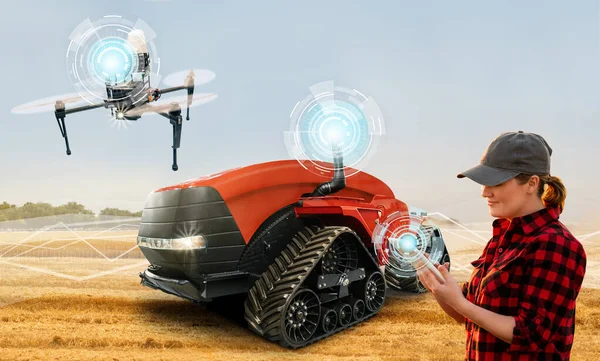 Vrouwelijke Boer Met Digitale Tablet Bestuurt Een Autonome Tractor Drone — Stockfoto