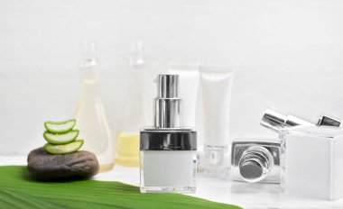 ürün veya doğal kadar sahte marka