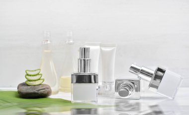 ürün veya doğal kadar sahte marka