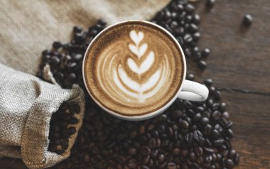 kahve latte sanat vintage ahşap tablo ile