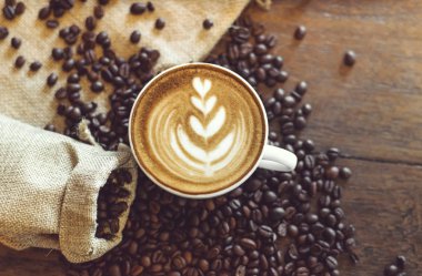 kahve latte sanat vintage ahşap tablo ile