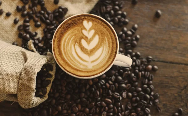 kahve latte sanat vintage ahşap tablo ile