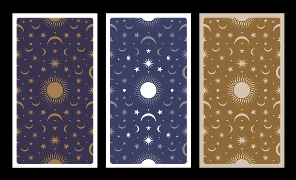 Parte posterior de la tarjeta del Tarot decorada con estrellas, sol y luna. Contexto esotérico — Archivo Imágenes Vectoriales