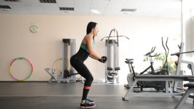 şirin kız bacak egzersizleri yapmak uygun