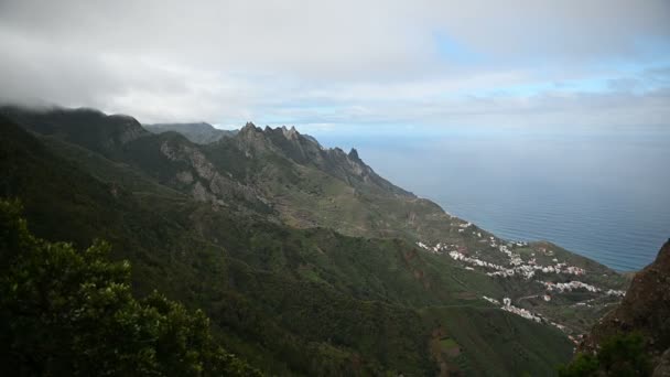 Cordillera en Parque Natural de Anaga En Tenerife, Islas Canarias, España — Vídeos de Stock