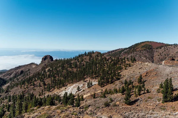 Belo panorama da natureza acima das nuvens na ilha de Tenerife — Fotografia de Stock