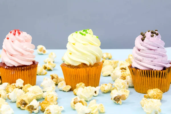 Fond coloré de fête cupcake — Photo