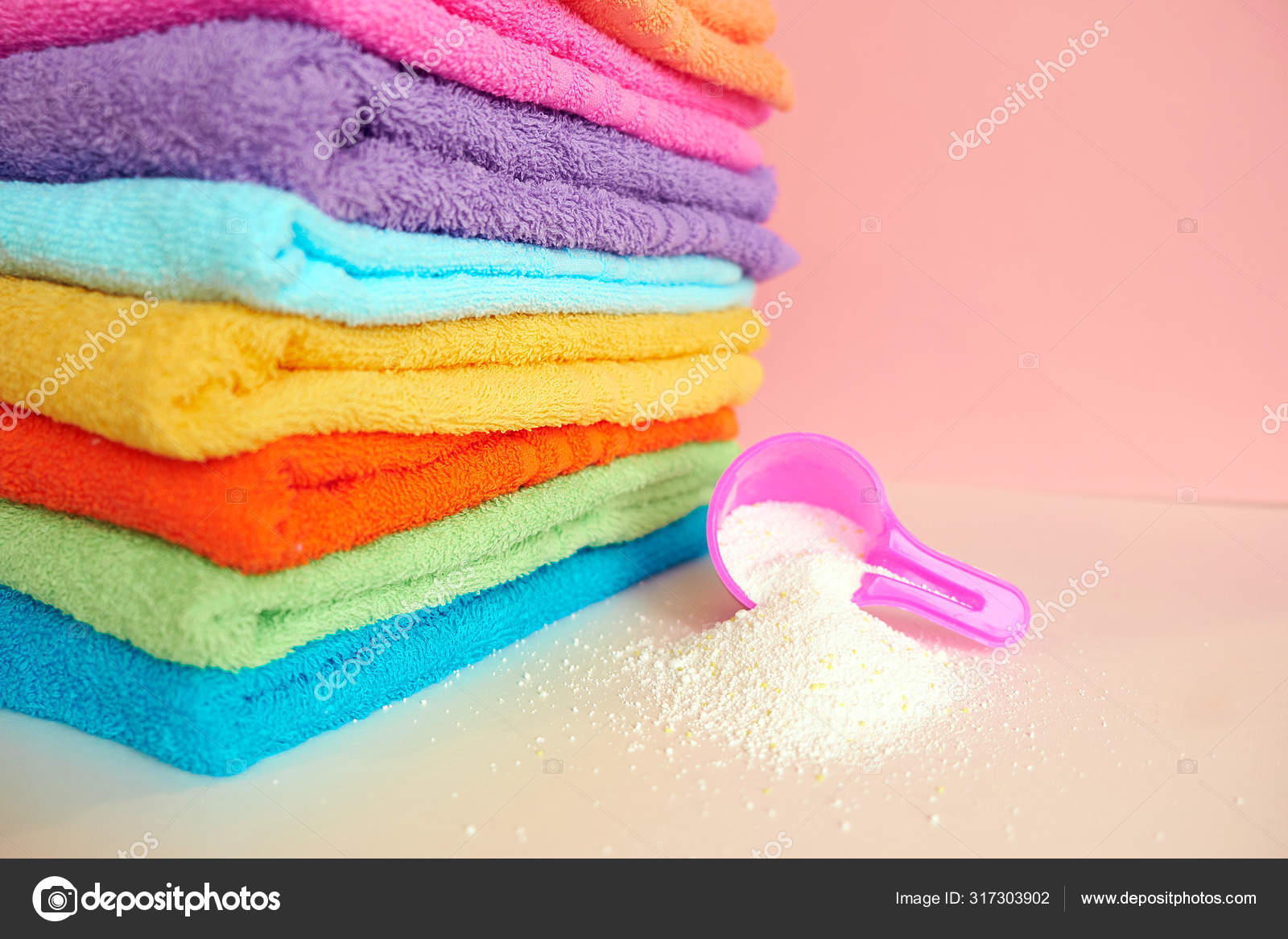 Pink Plastic Laundry Detergent Measuring Cup Stock Photo - Download Image  Now - Appliance, Clean, Clothing - iStock