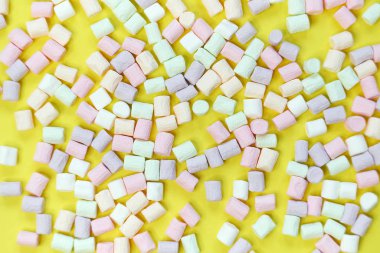 Pastel Şekerleme Şekerleme Üst Görünümü Soluk Sarı Masa Bazı Dağılmış