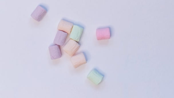 Zoete kleurrijke marshmallows snoep stop beweging animatie video. — Stockvideo