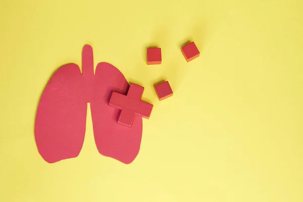 Lungenheiltherapie medizinisches Konzept. Lungenoperation Puzzle-Konzept von Atemwegserkrankungen, Lungenentzündung, Tuberkulose, Bronchitis, Asthma, Lungenabszess — Stockfoto