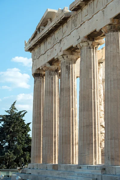 Säulen von Partenon, Akropolis von Athen, Griechenland — Stockfoto