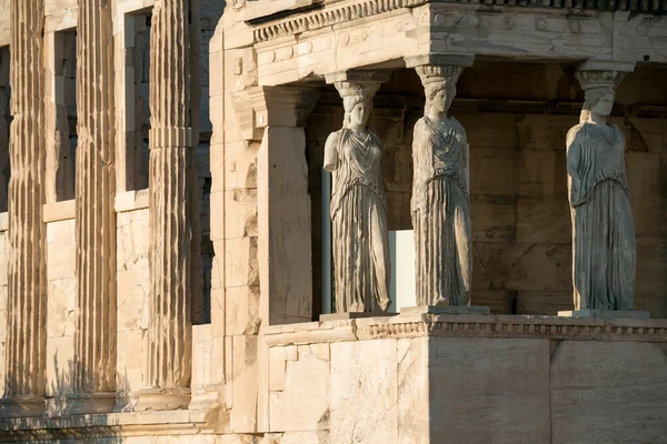 Le Porche des Caryatides, temple d'Erechtheion, Acropole d'Ath — Photo