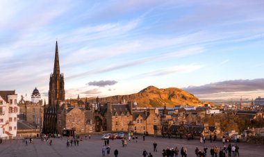Edinburgh uluslararası Festival Merkezi ve Esplanade