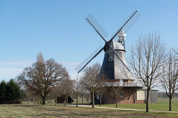 Molino de viento histórico en Alemania — Foto de Stock