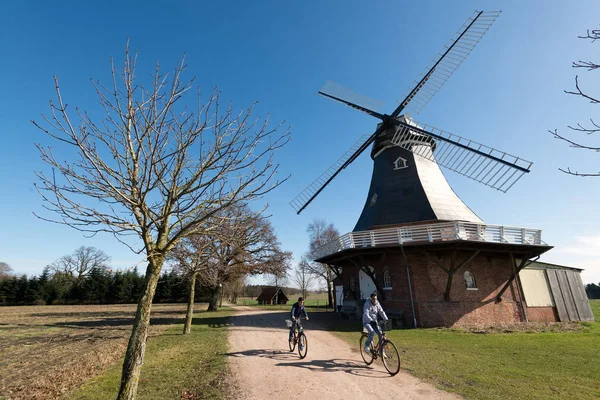 Mulino storico a vento in Germania — Foto Stock
