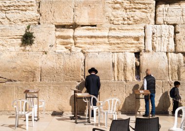 Müminler Western Wall, ağlama duvarı veya Kotel