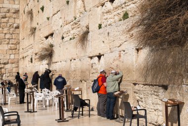 Müminler Western Wall, ağlama duvarı veya Kotel