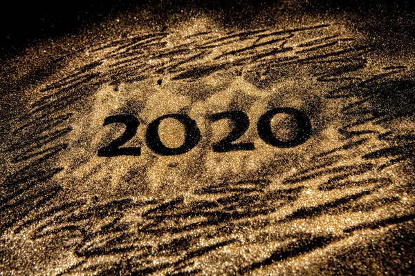 Bonne année 2020. Collage créatif des nombres deux et zéro ma — Photo