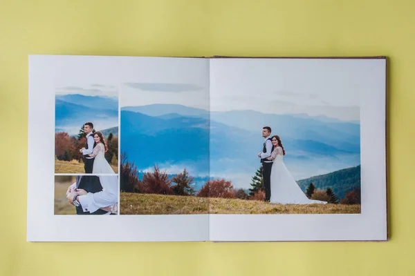 Luxo álbum de fotos de casamento de couro branco e livro de fotos — Fotografia de Stock