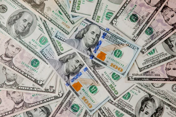 Achtergrond van verspreide dollar biljetten als abstract naadloze. — Stockfoto