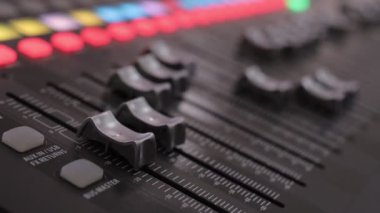 Ses karıştırıcı kontrolü için düğme ekipmanı, ses karıştırıcı kontrolü için ekipman, seçim aygıtı