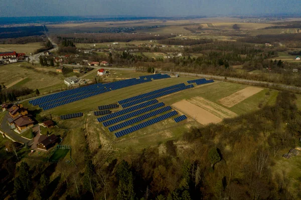 Luftaufnahme Des Großen Feldes Der Solar Photovoltaik Paneel System Produziert — Stockfoto