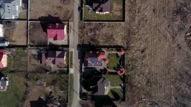 Luftaufnahme Von Häusern Auf Ukrainischen Wohnsiedlungen Teilweise Mit Gebäuden Auf — Stockvideo