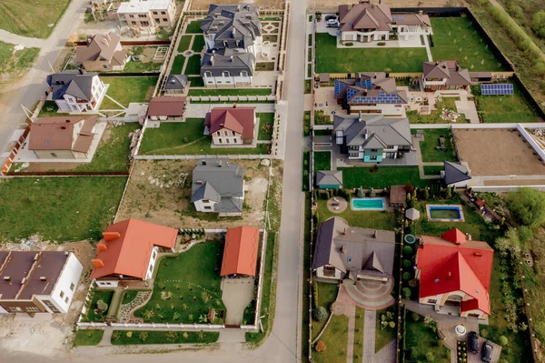 Aerial Top View House Paved Yard Green Grass Lawn Concrete — Stock Photo, Image