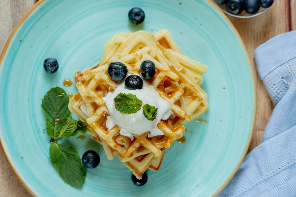 Fresh Baked Homemade Classic Belgian Waffles Topped Icecream Fresh Blueberries — Stock Photo, Image