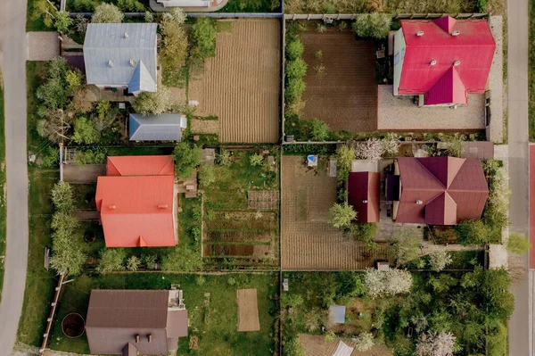 Vista Aérea Superior Uma Casa Com Pátio Pavimentado Com Gramado — Fotografia de Stock