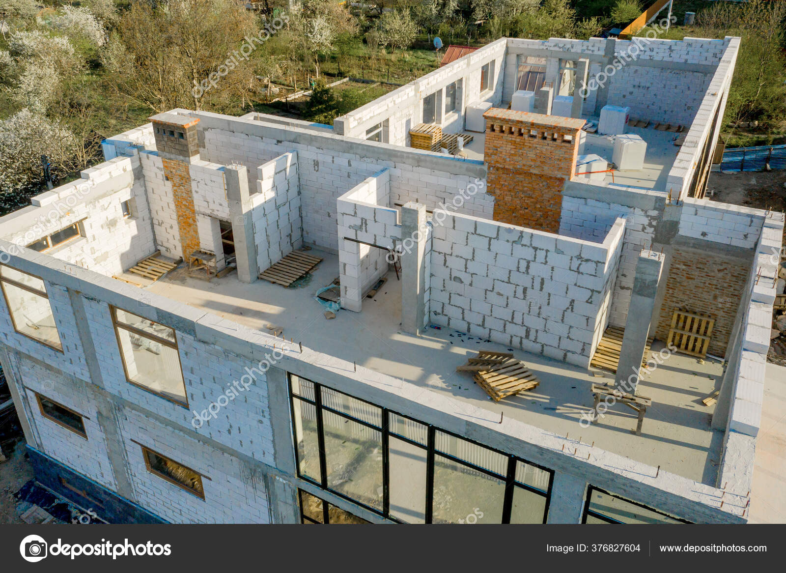 Lugar Construcción Una Casa Construcción Hecha Bloques Hormigón Espuma  Blanca — Foto de stock #376827604 © volody100@ukr.net, image size:1600x1166