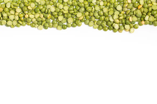 Сушеный зеленый горошек — стоковое фото