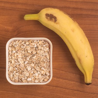 muz ile yulaf gevreği