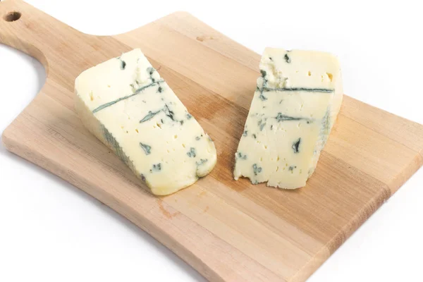 Fatia de queijo Gongonzola. Roquefort — Fotografia de Stock