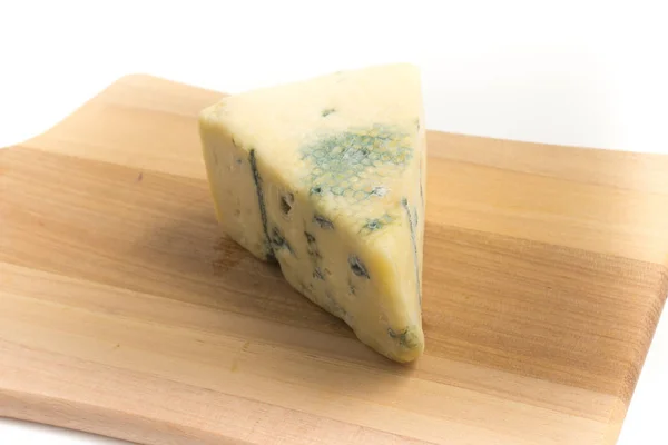 Plátek sýra Gongonzola. Roquefort — Stock fotografie