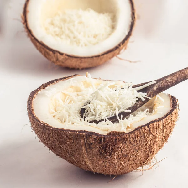 Свежий тертый кокос — стоковое фото