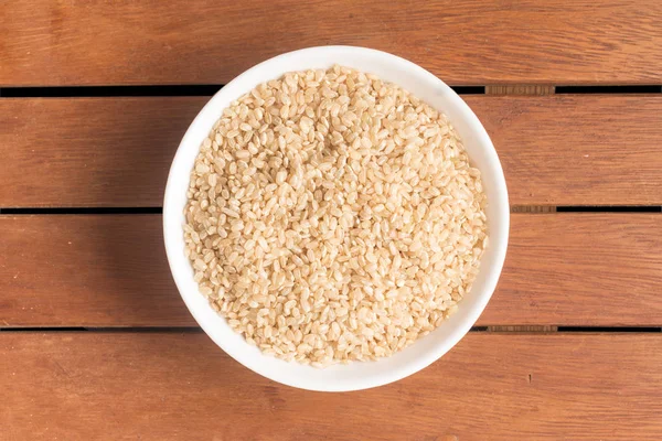 Cateto 전체 곡물 쌀 그릇에 — 스톡 사진